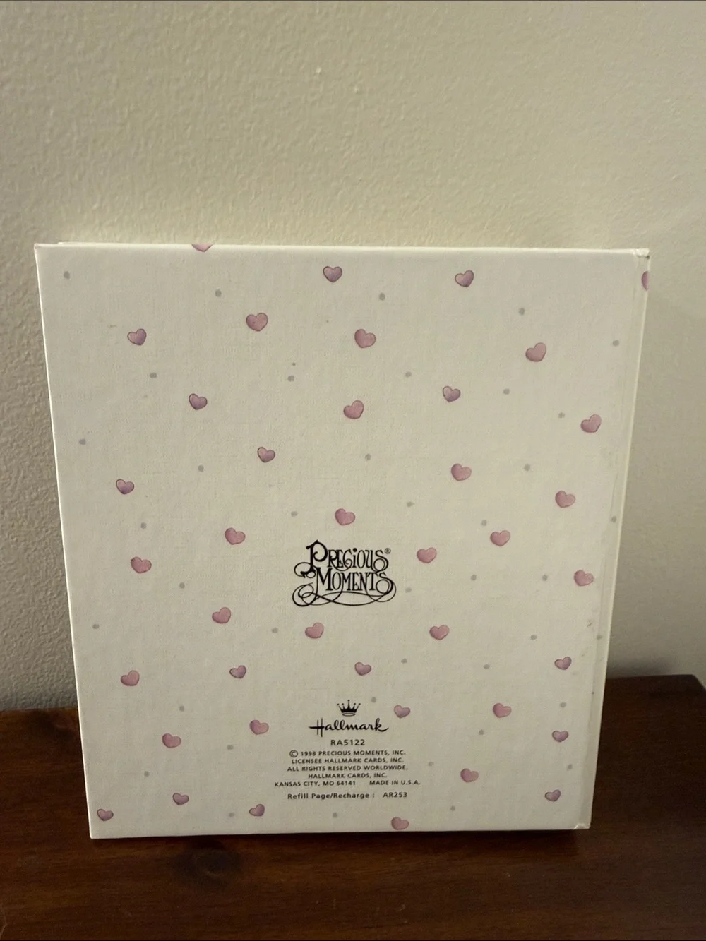 Vintage 1998 PRECIOUS MOMENTS Hallmark Address Book Forever Friends Hearts